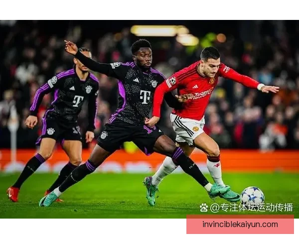 滕哈赫阵型变化引发业内关注,球队战术灵活性持续提升 滕哈赫阵型变化引发业内关注,球队战术灵活性持续提升